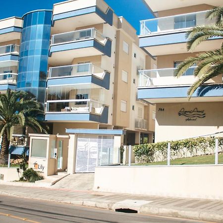 Temporadabombinhas 2 Suites Екстериор снимка